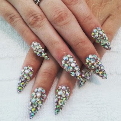 How to Get Magical Nails that Won't Break the Bank